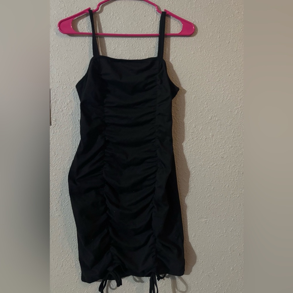 SHEIN Black Ruched Bodycon Mini Dress